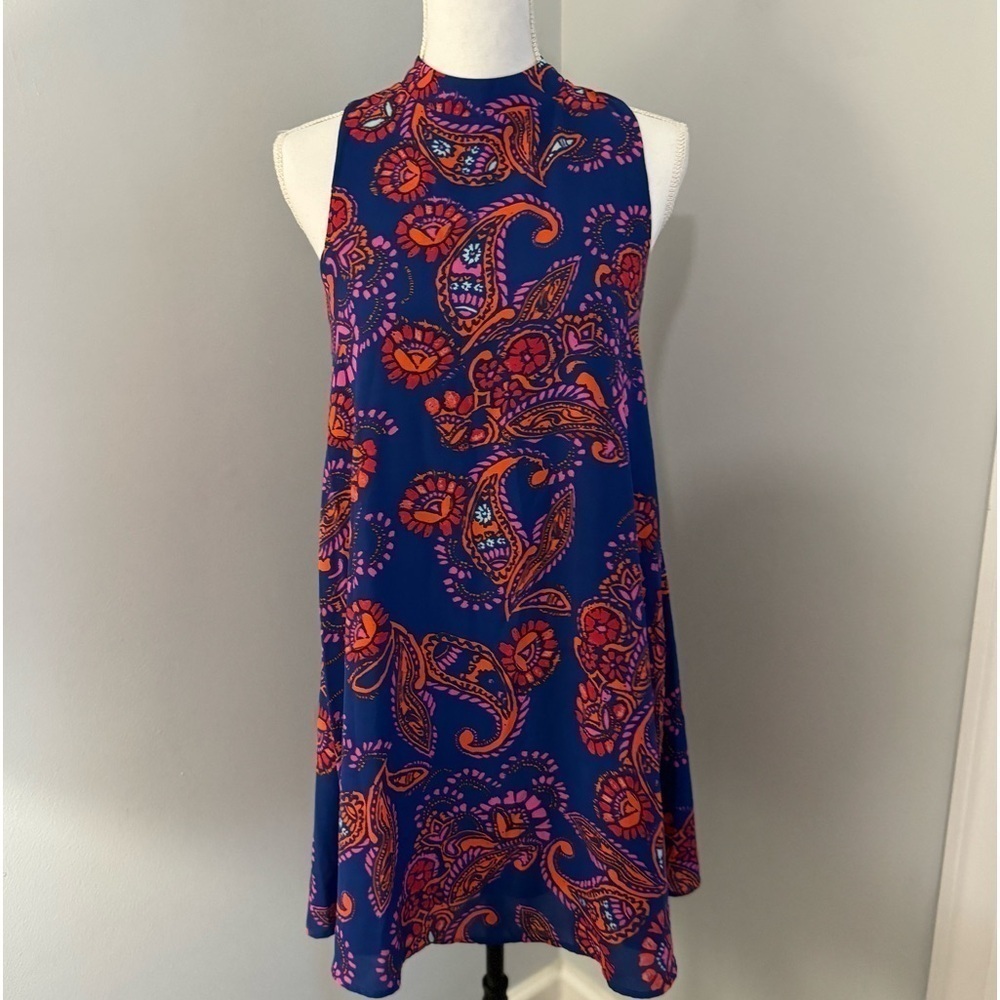 Everly blue sleeveless floral dress NWOT. Size S